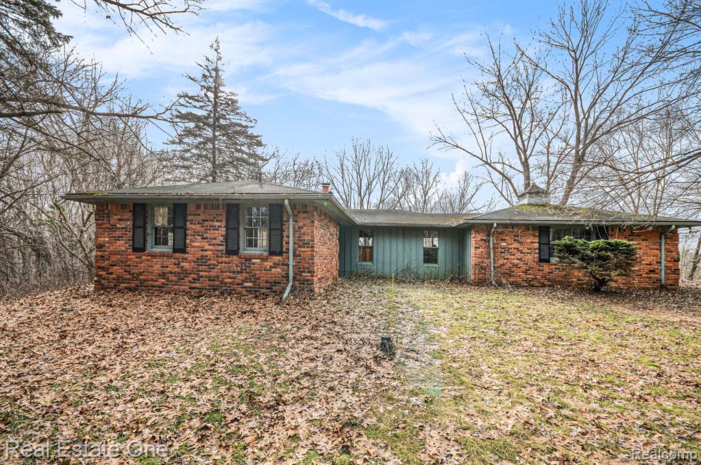 3277 South Milford Road Highland, MI 48357 - Photo 5 of 24 Gallery Image 5