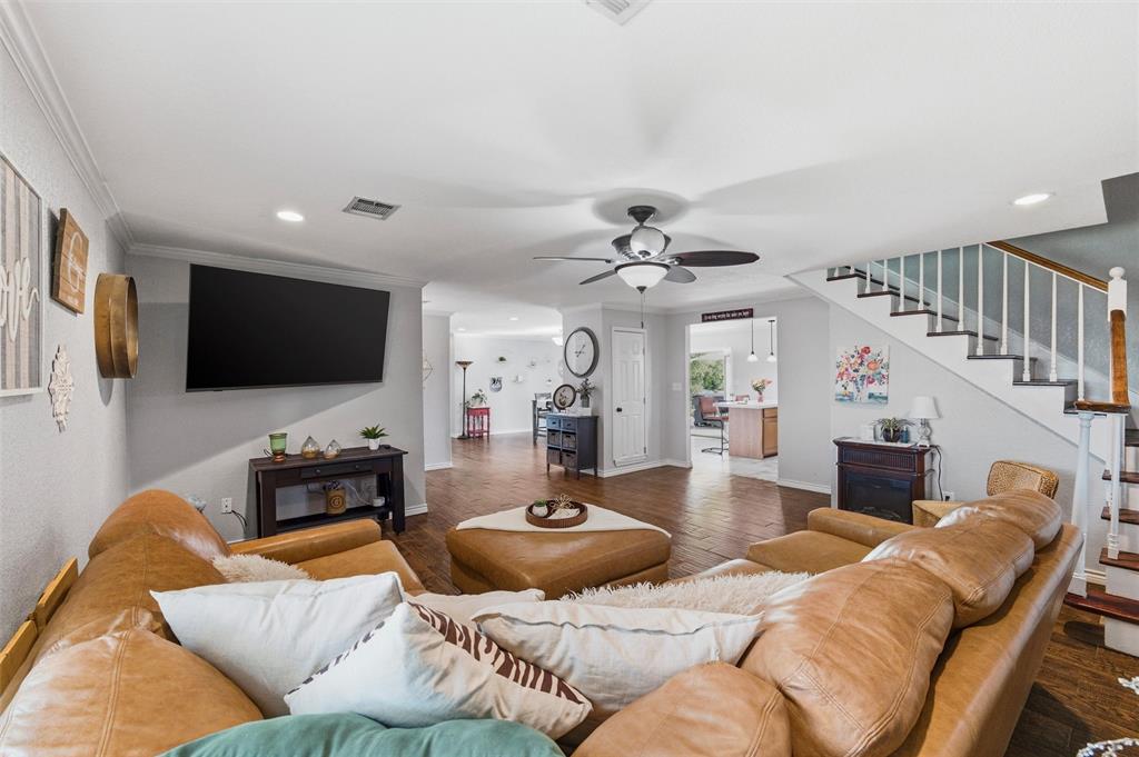 1017 South Nolan River Road Cleburne, TX 76033 - Photo 11 of 40