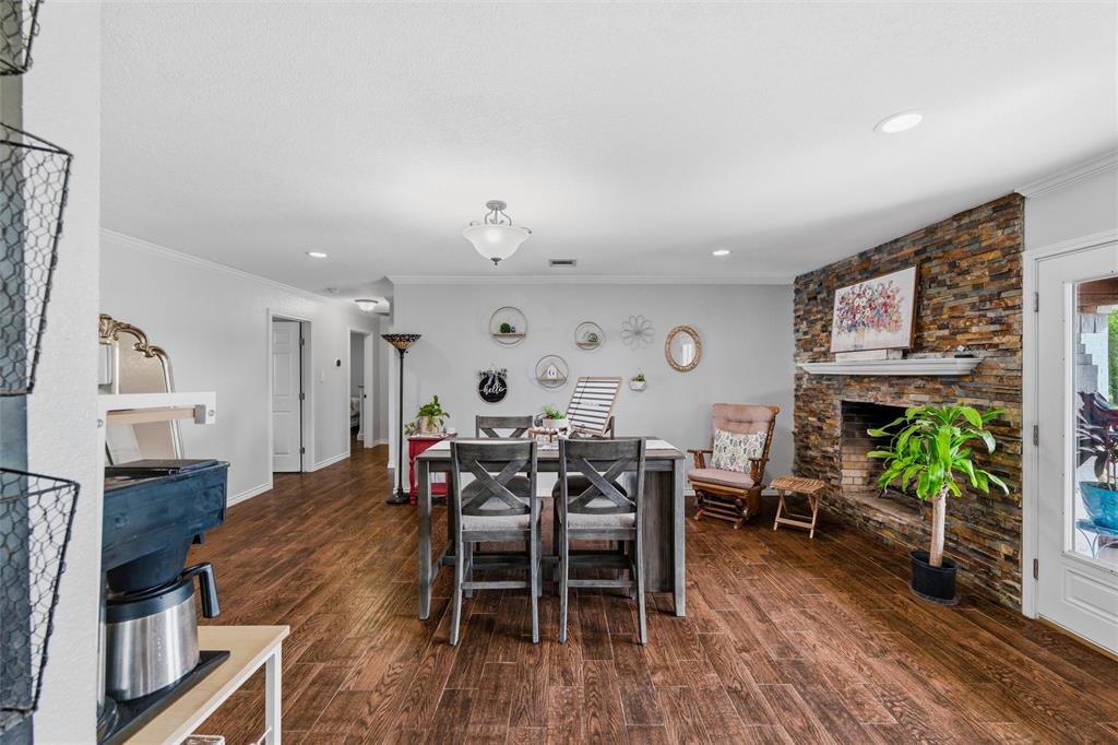 1017 South Nolan River Road Cleburne, TX 76033 - Photo 15 of 40