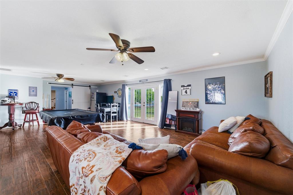 1017 South Nolan River Road Cleburne, TX 76033 - Photo 18 of 40