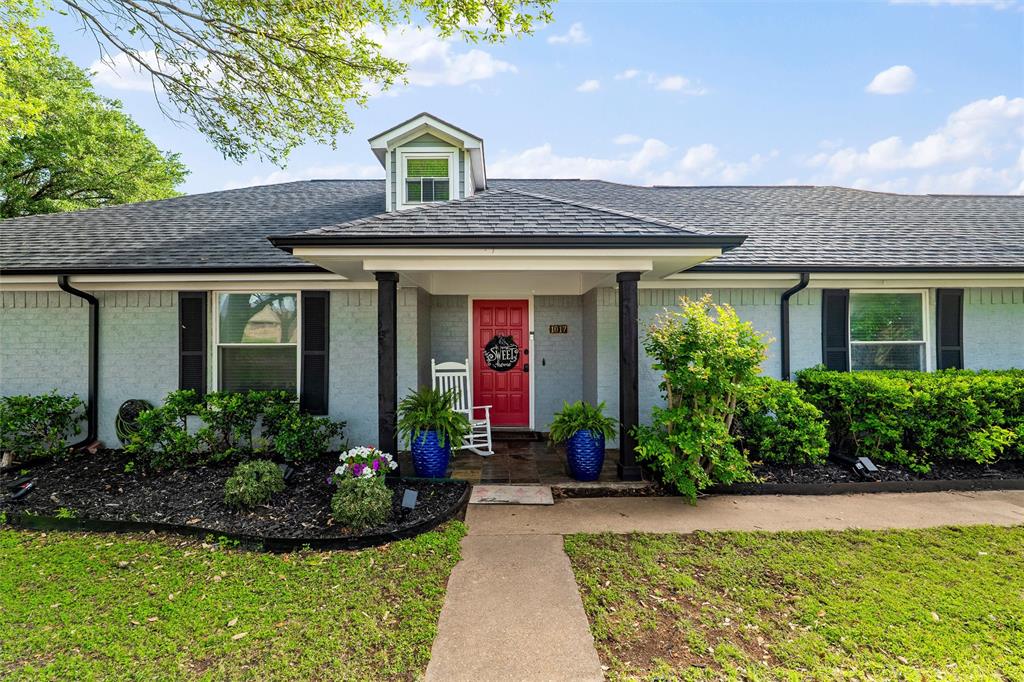 1017 South Nolan River Road Cleburne, TX 76033 - Photo 2 of 40