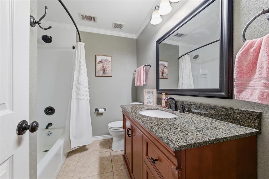 1017 South Nolan River Road Cleburne, TX 76033 - Photo 25 of 40