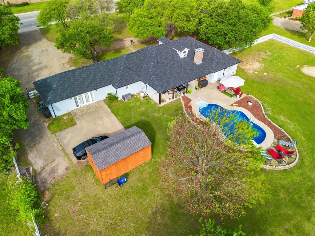 1017 South Nolan River Road Cleburne, TX 76033 - Photo 35 of 40