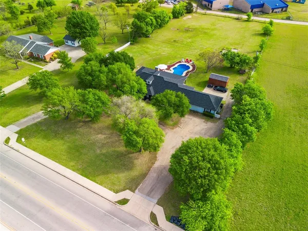$520,000 | 1017 South Nolan River Road, Cleburne, TX 76033