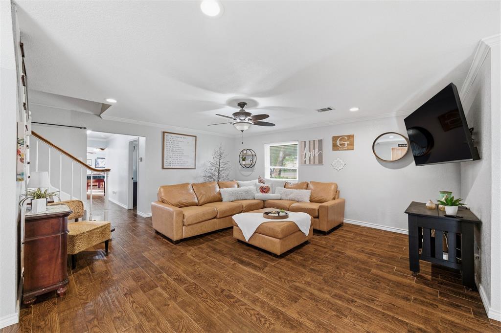 1017 South Nolan River Road Cleburne, TX 76033 - Photo 9 of 40