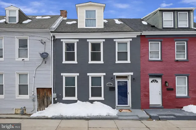 $155,000 | 47 East South Street, York, PA 17401