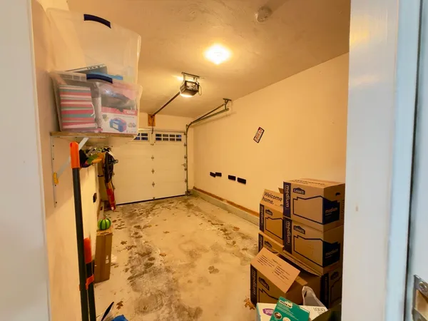 $3,200 | 143 Broad Street, Unit 33, Hudson, MA 01749