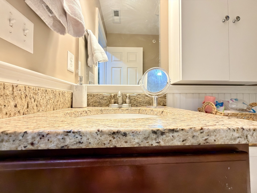 143 Broad Street, Unit 33 Hudson, MA 01749 - Photo 31 of 39