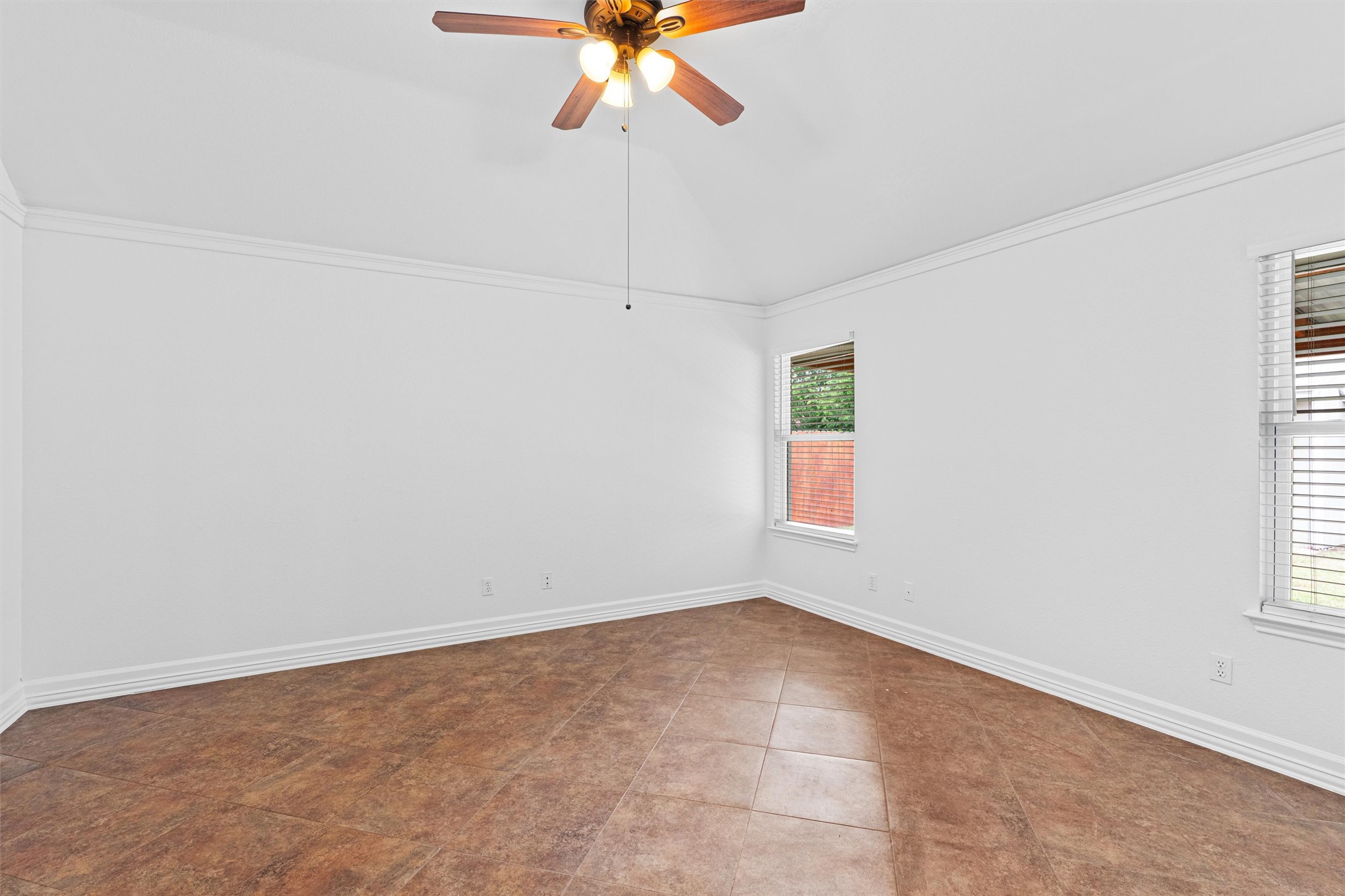 2005 East 19th Street Georgetown, TX 78626 - Photo 21 of 37