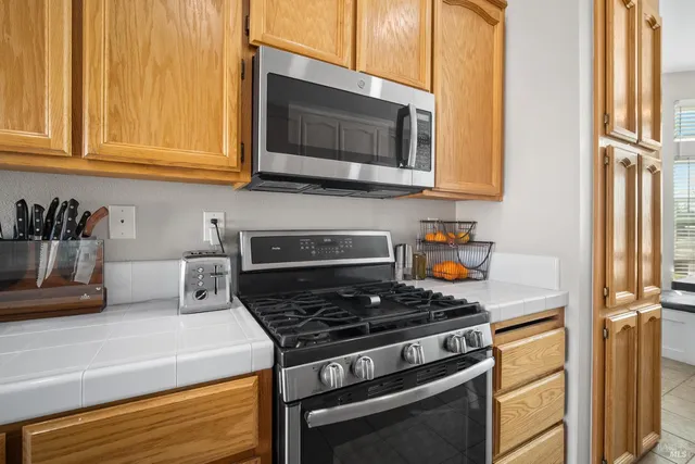 $520,000 | 590 Stern Drive, Dixon, CA 95620