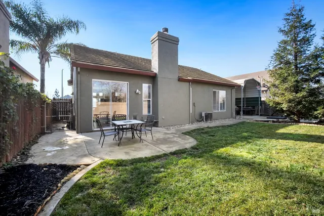 $520,000 | 590 Stern Drive, Dixon, CA 95620