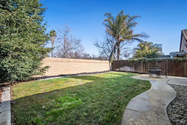 $520,000 | 590 Stern Drive, Dixon, CA 95620