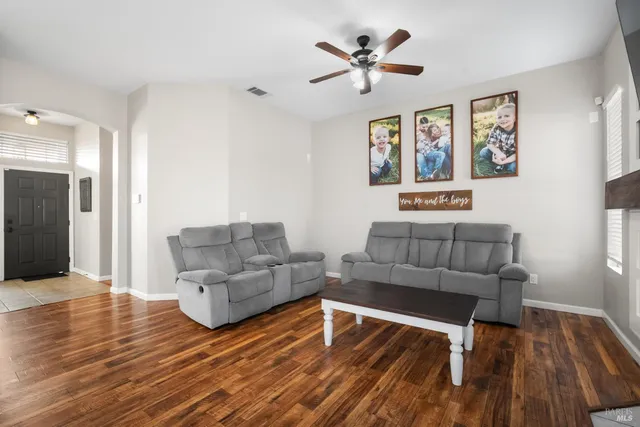 $520,000 | 590 Stern Drive, Dixon, CA 95620