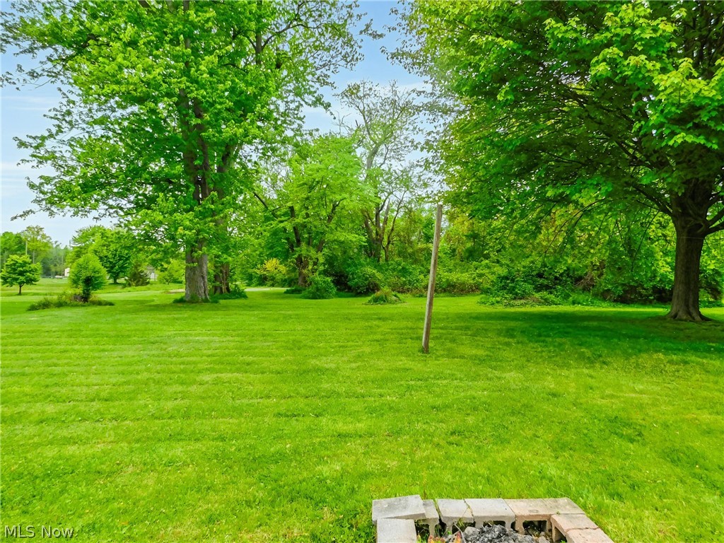 7386 Lake Road East Madison, OH 44057 - Photo 15 of 36