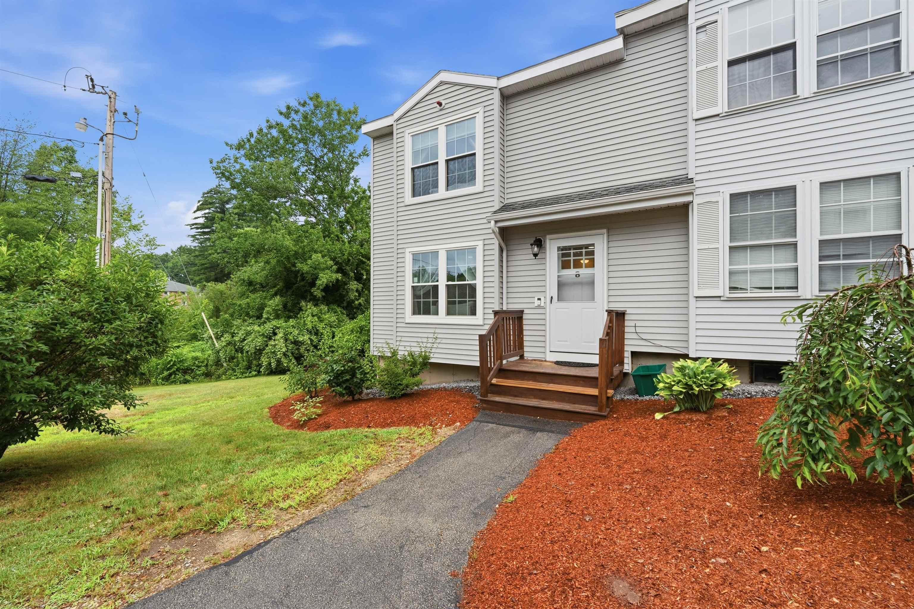 107 Franklin St Extension, Unit 8 Derry, NH 03038 - Photo 40 of 45