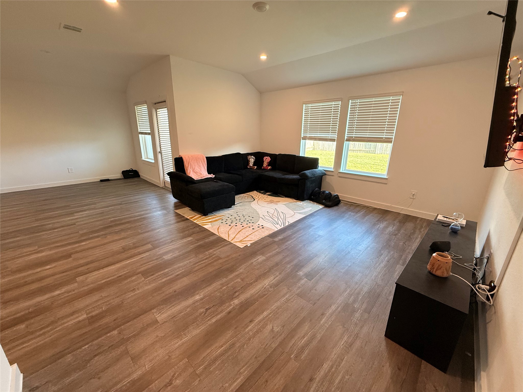 1210 Hughes Crossing Drive Rosharon, TX 77583 - Photo 8 of 30