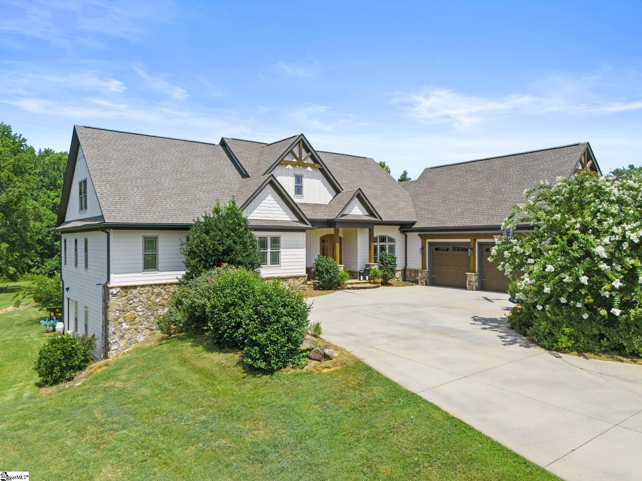 602 Jenkins Bridge Road Simpsonville, SC 29680 - Photo 1 of 33