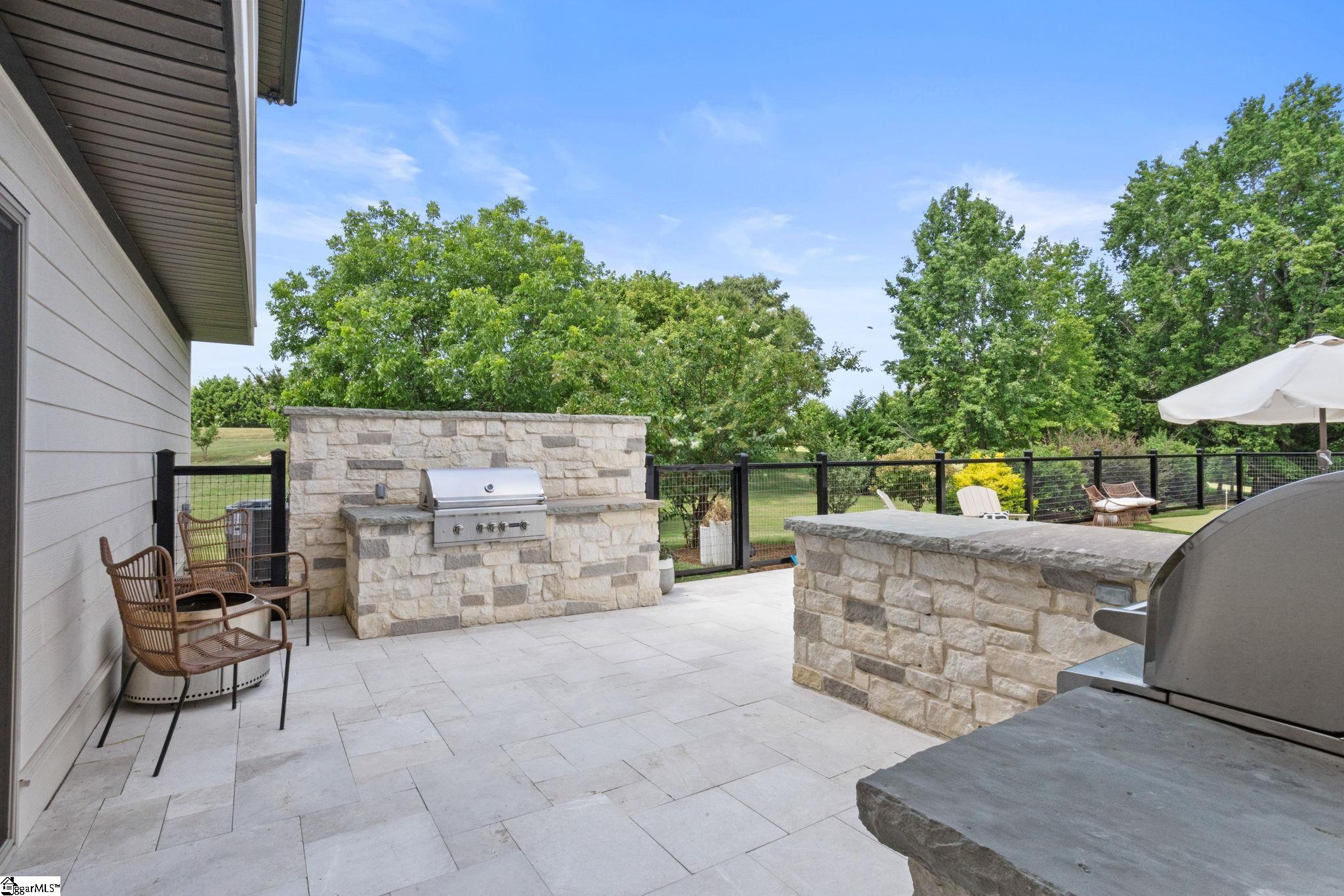 602 Jenkins Bridge Road Simpsonville, SC 29680 - Photo 3 of 33