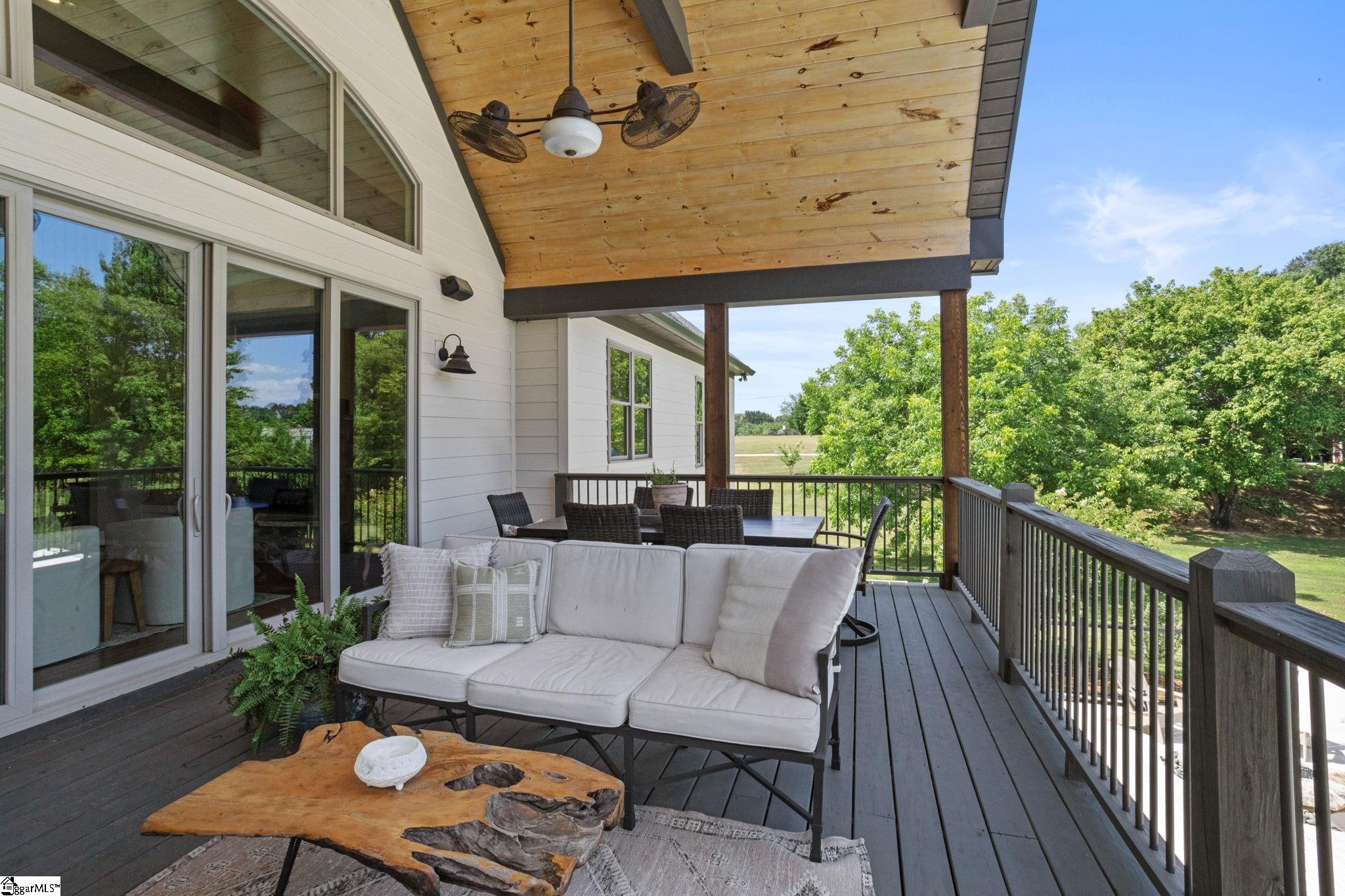 602 Jenkins Bridge Road Simpsonville, SC 29680 - Photo 6 of 33