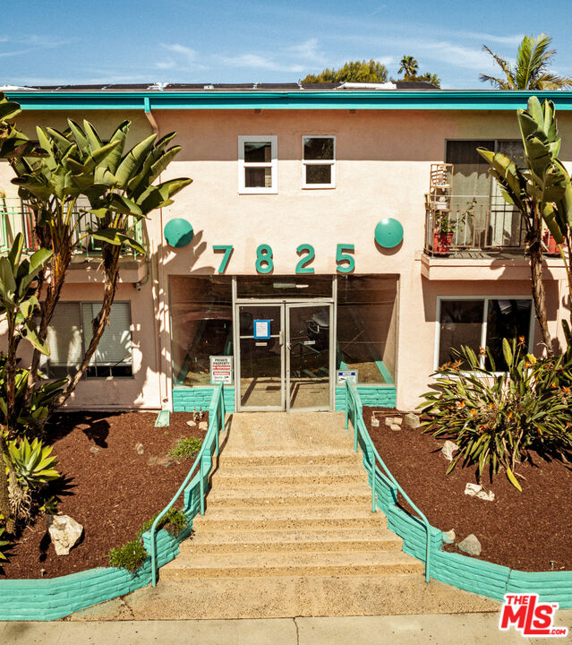 7825 West Manchester Avenue, Unit 1 Playa del Rey, CA 90293 - Photo 13 of 15