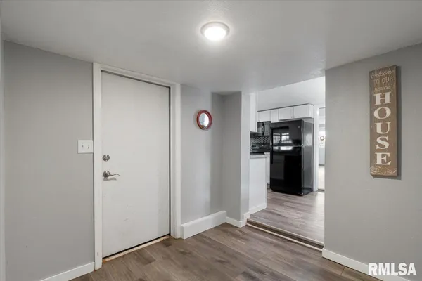 $115,000 | 321 2nd Avenue East, Milan, IL 61264