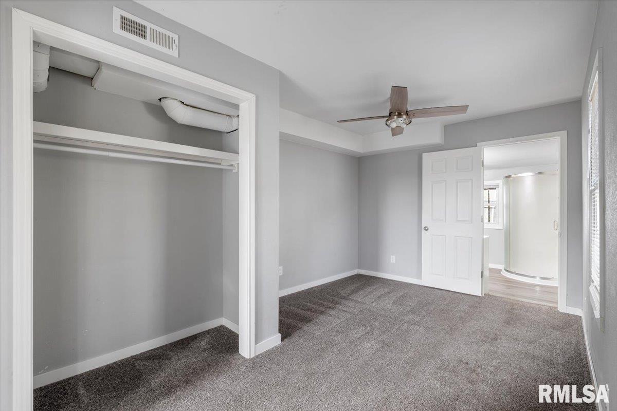 321 2nd Avenue East Milan, IL 61264 - Photo 21 of 33 a view of an empty room