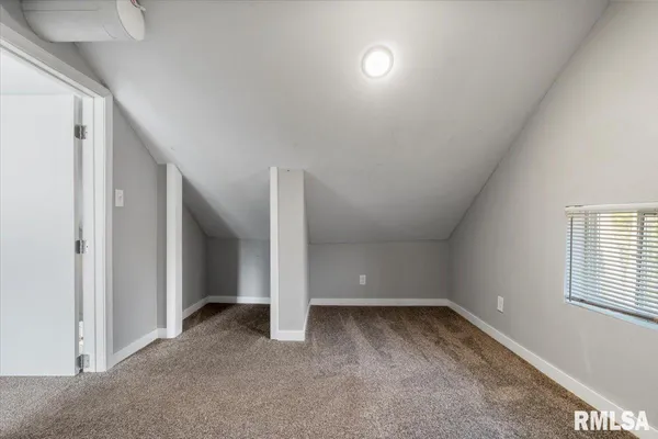 $115,000 | 321 2nd Avenue East, Milan, IL 61264