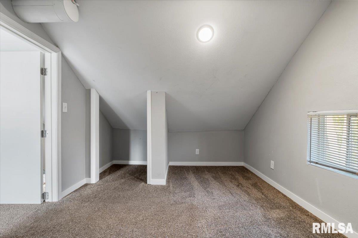 321 2nd Avenue East Milan, IL 61264 - Photo 26 of 33 a view of an empty room