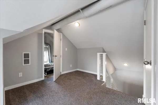 $115,000 | 321 2nd Avenue East, Milan, IL 61264