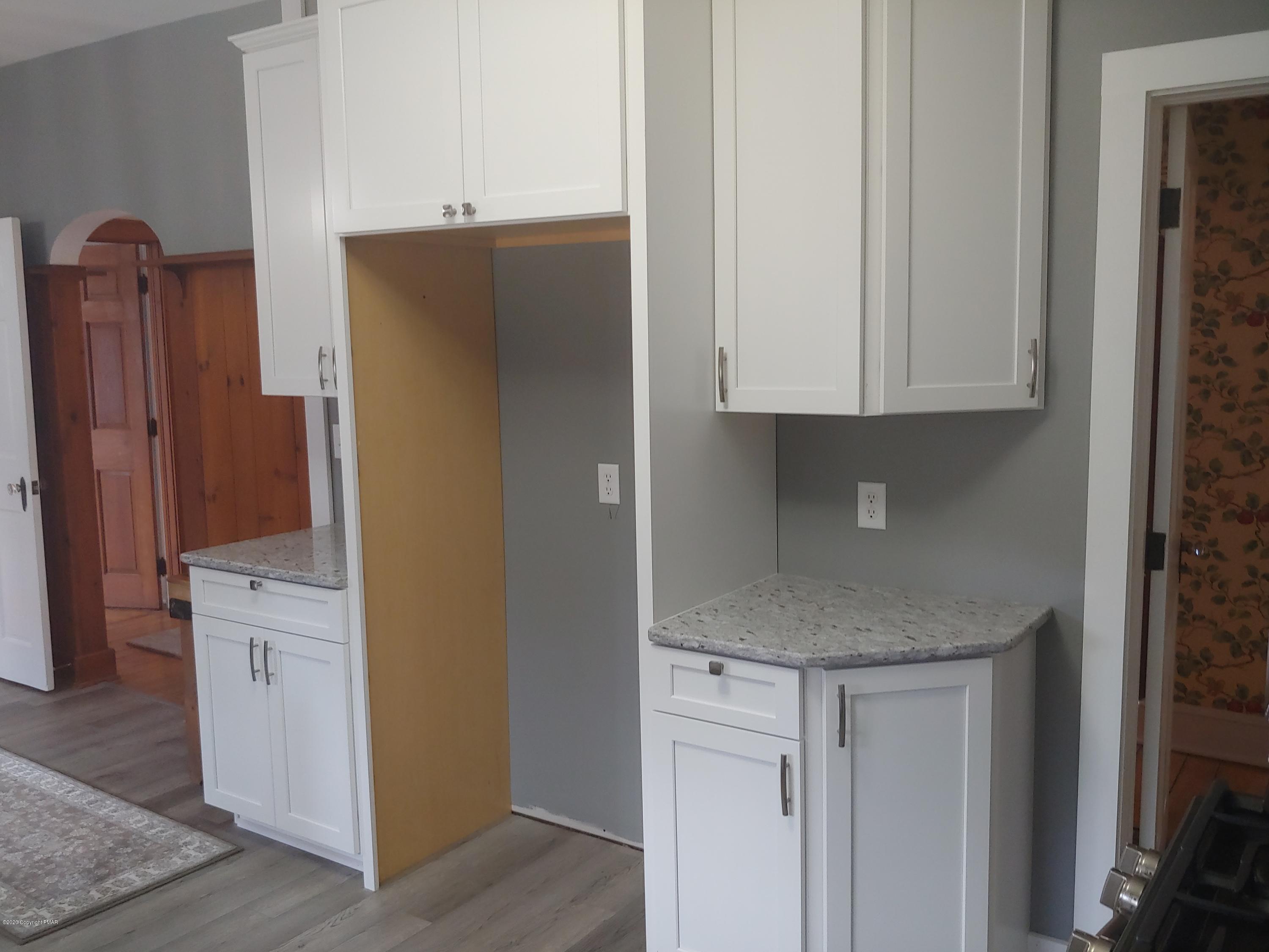 476 Laurel Pine Road Cresco, PA 18326 - Photo 16 of 45 a view of cabinets and wooden floor