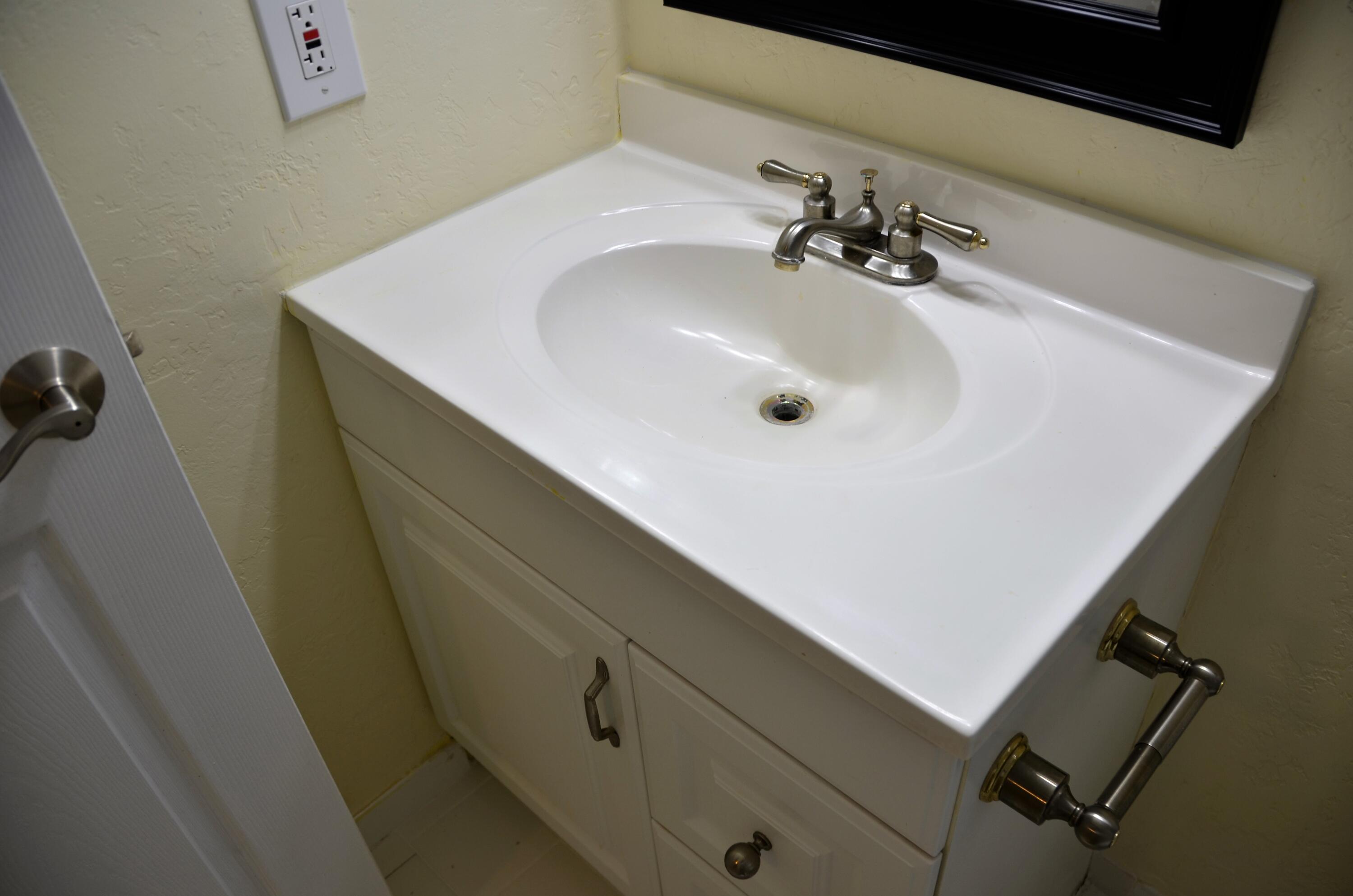 320 Norwood Terrace, Unit 113 Boca Raton, FL 33431 - Photo 32 of 44 DSC_6959