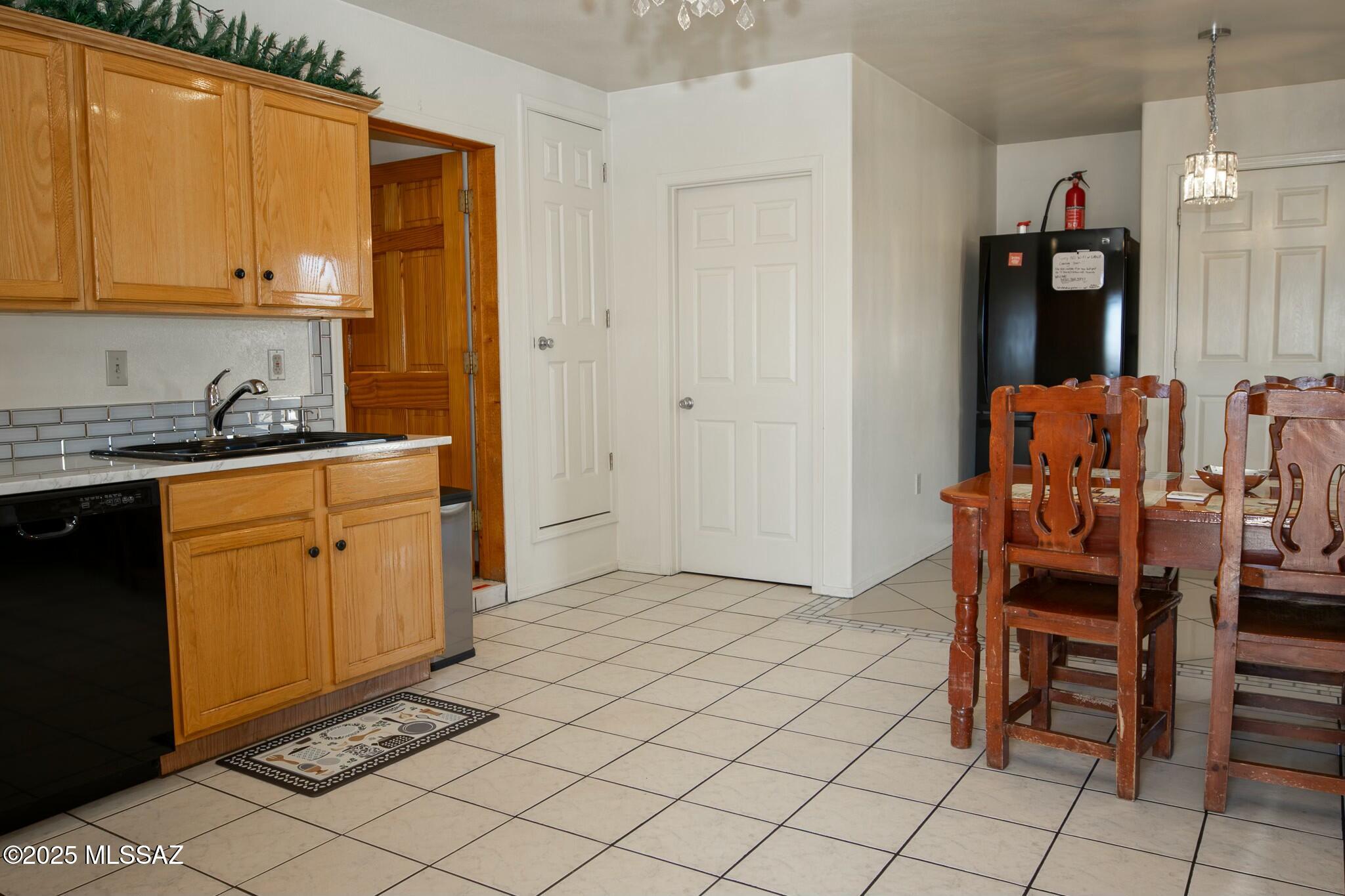 12 Mustang Ranch Road Elgin, AZ 85611 - Photo 4 of 28 Gallery Image 4