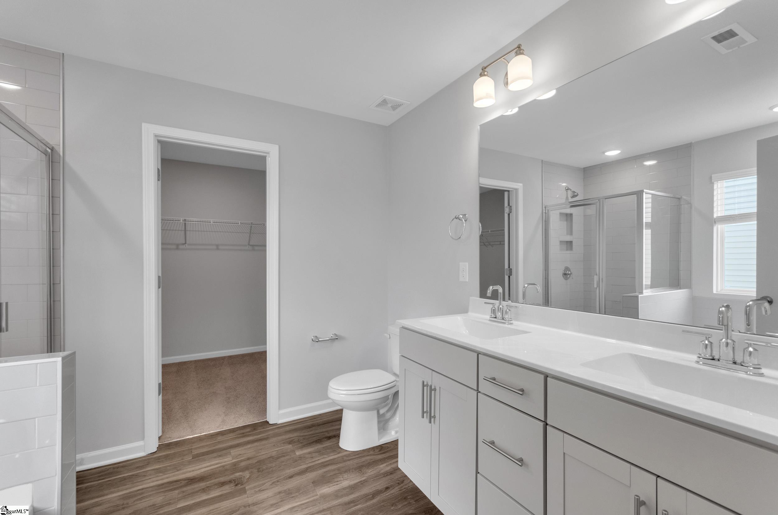 426 Wolfbend Road Woodruff, SC 29388 - Photo 16 of 33