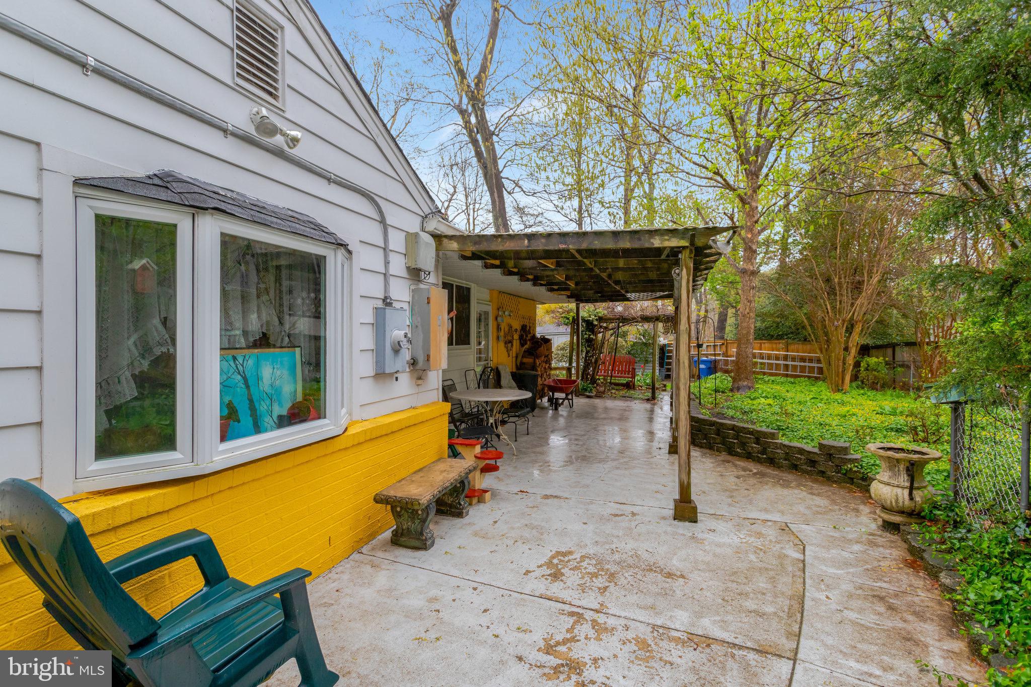 3619 Hummer Road Annandale, VA 22003 - Photo 4 of 13 Side walk to Patio