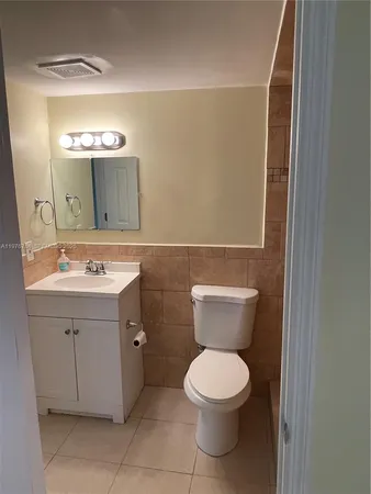$2,950 | 1024 West 79th Street, Unit 1024, Hialeah, FL 33014