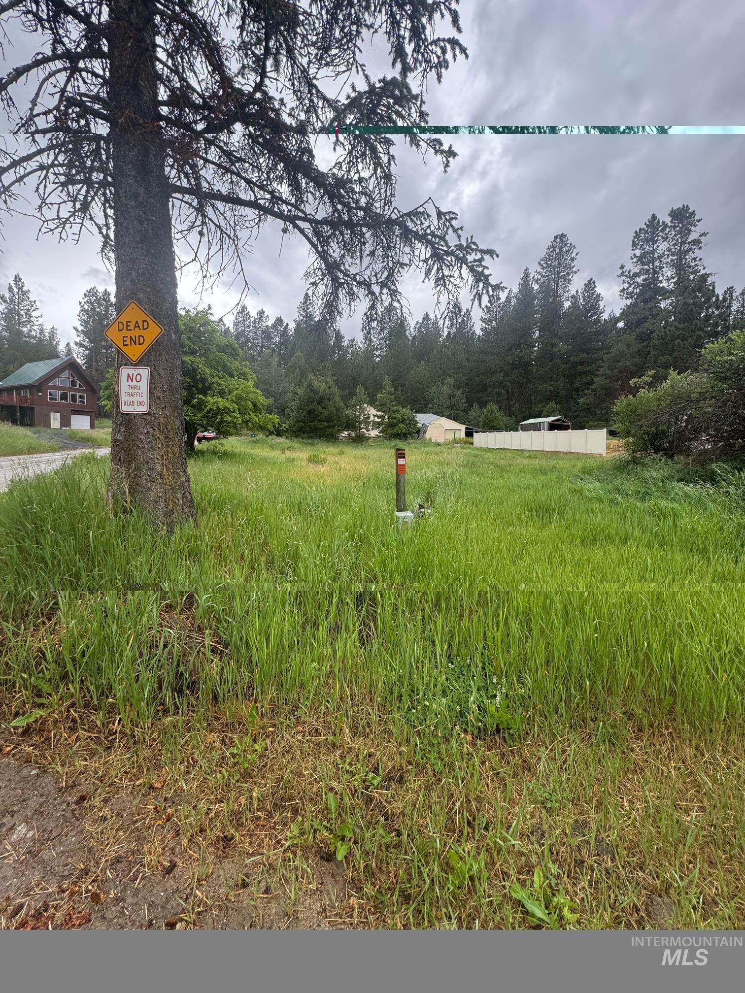 401 Basque Drive Cascade, ID 83611 - Photo 5 of 7