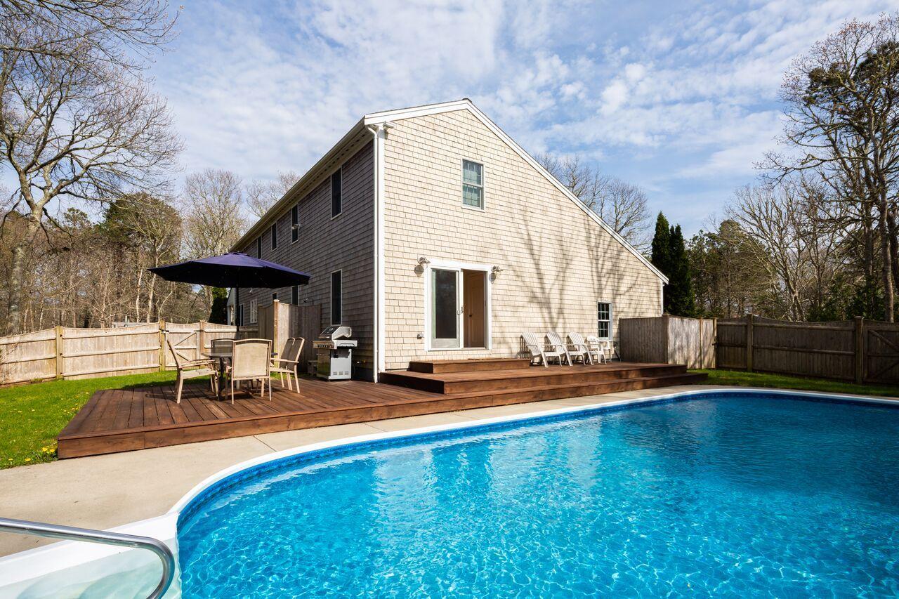 142 Round Cove Road Harwich, MA 02645 - Photo 5 of 30 142RoundCoveRd-05-w_preview