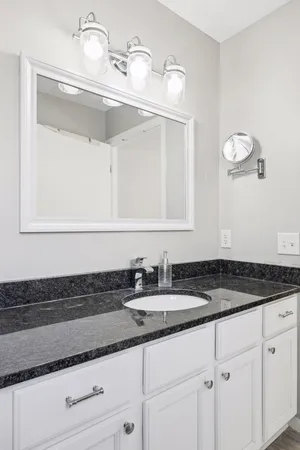 $349,900 | 537 Markgrafs Lake Alcove, Woodbury, MN 55129