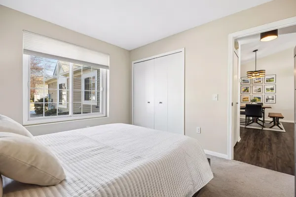 $349,900 | 537 Markgrafs Lake Alcove, Woodbury, MN 55129