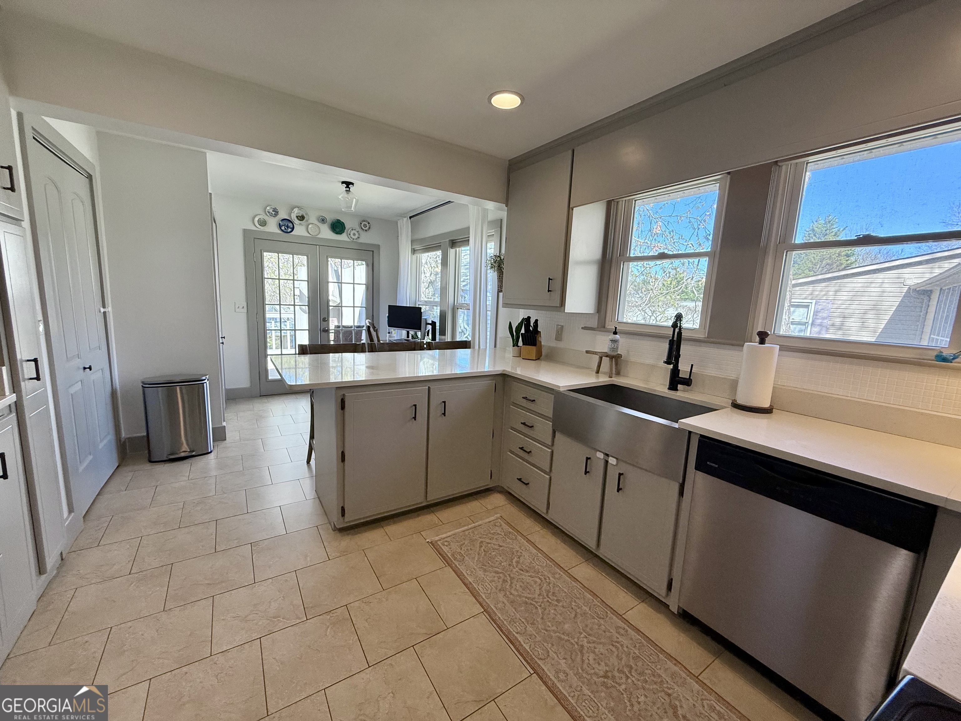 141 York Street Clarkesville, GA 30523 - Photo 25 of 46