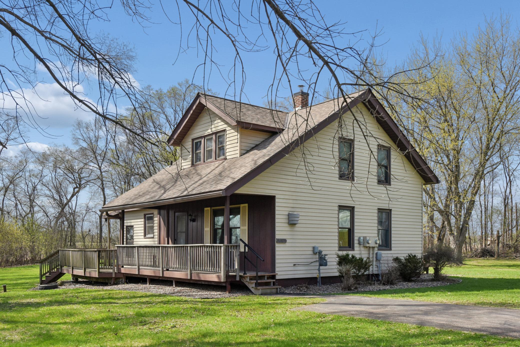 944 70th Avenue Roberts, WI 54023 - Photo 2 of 34