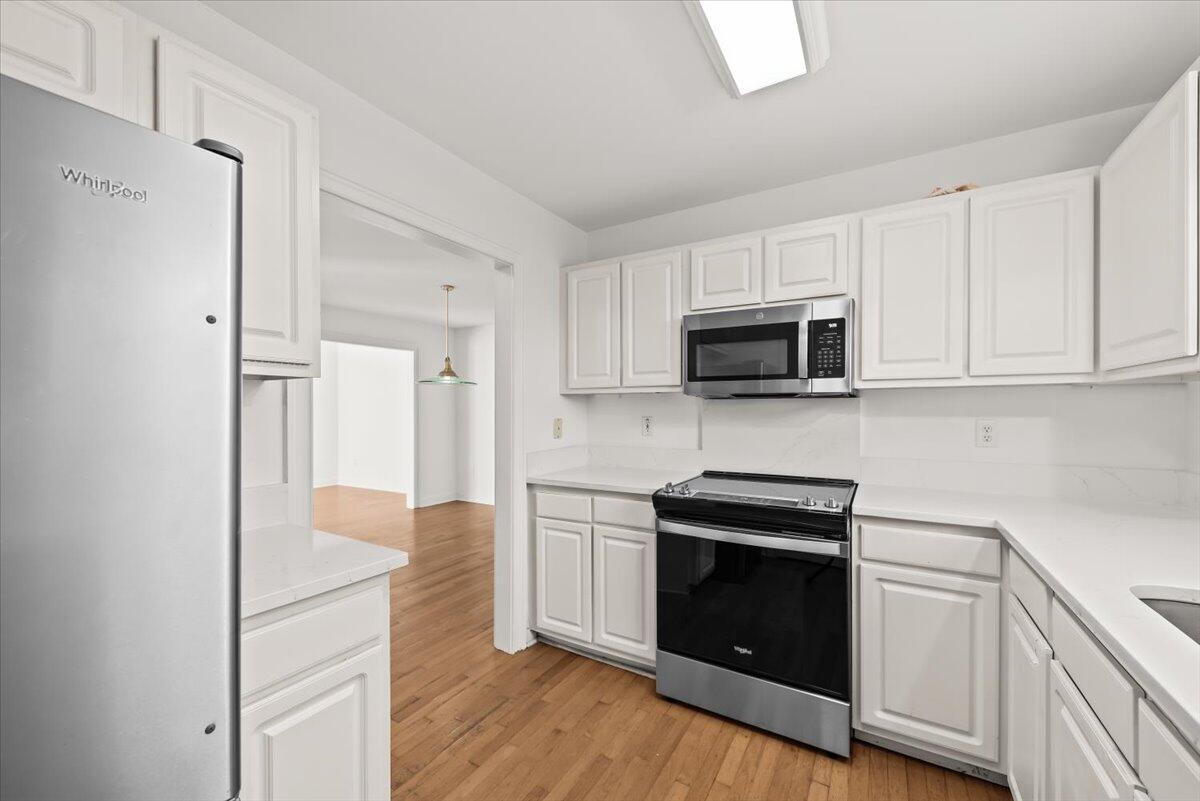 1545 Ashley River Road, Unit H Charleston, SC 29407 - Photo 11 of 24 10-DKM3834