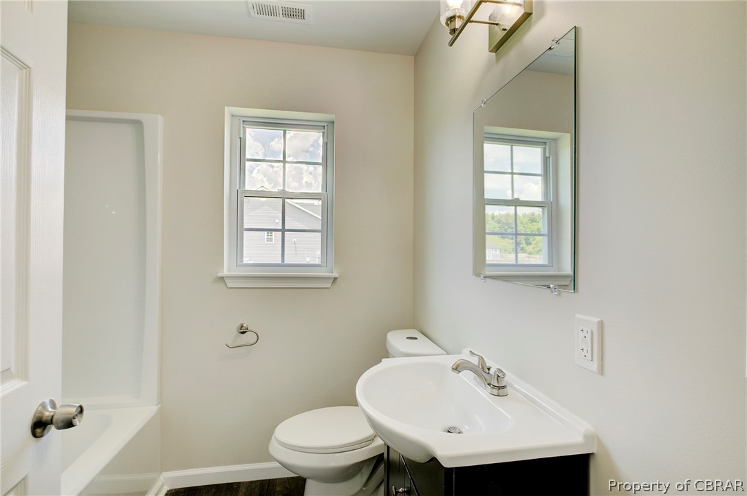 7248 Griffin Road Gloucester, VA 23061 - Photo 8 of 22 Gallery Image 8