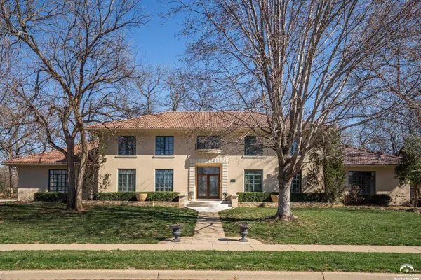 $980,000 | 4412 Nicklaus Drive, Lawrence, KS 66047