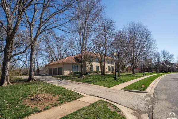$980,000 | 4412 Nicklaus Drive, Lawrence, KS 66047