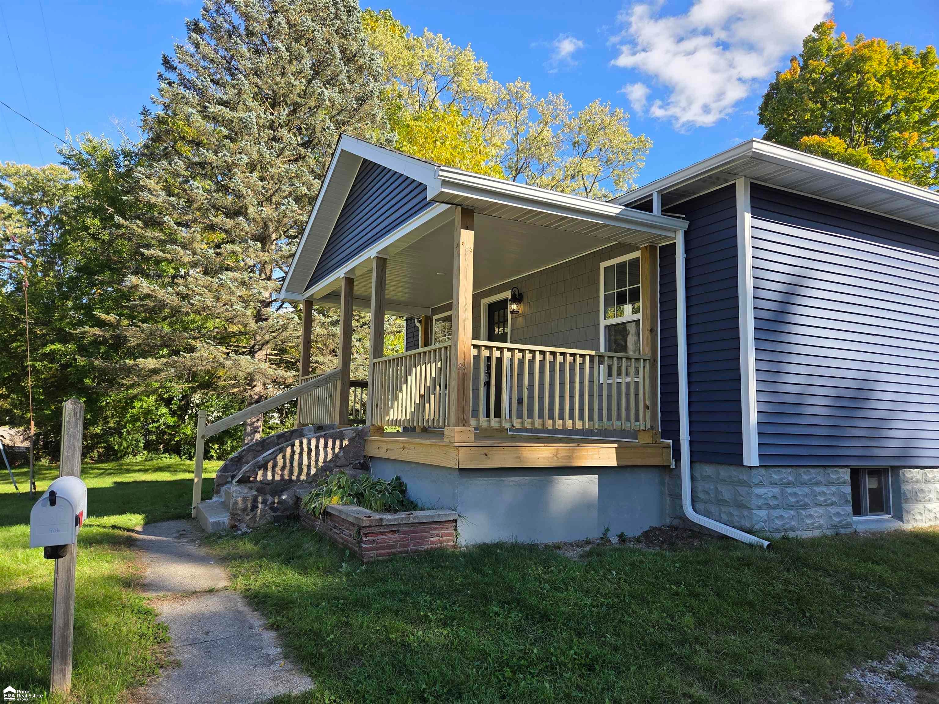906 Maple Street Mount Morris, MI 48458 - Photo 2 of 21 Gallery Image 2