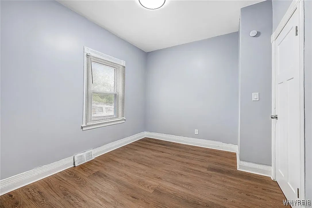 405 W Ferry Buffalo, NY 14213 - Photo 20 of 34