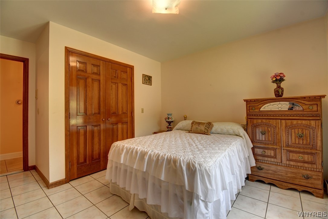 1835 North Forest Road Amherst, NY 14221 - Photo 23 of 33