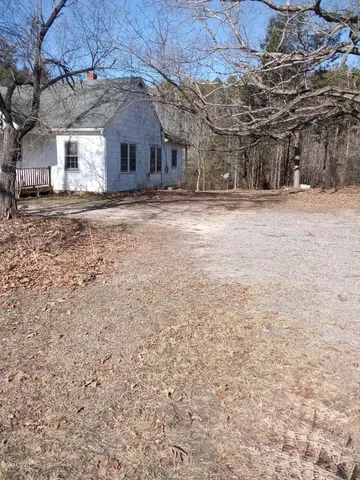 $564,600 | 8100 Stage Coach Road, Nathalie, VA 24577