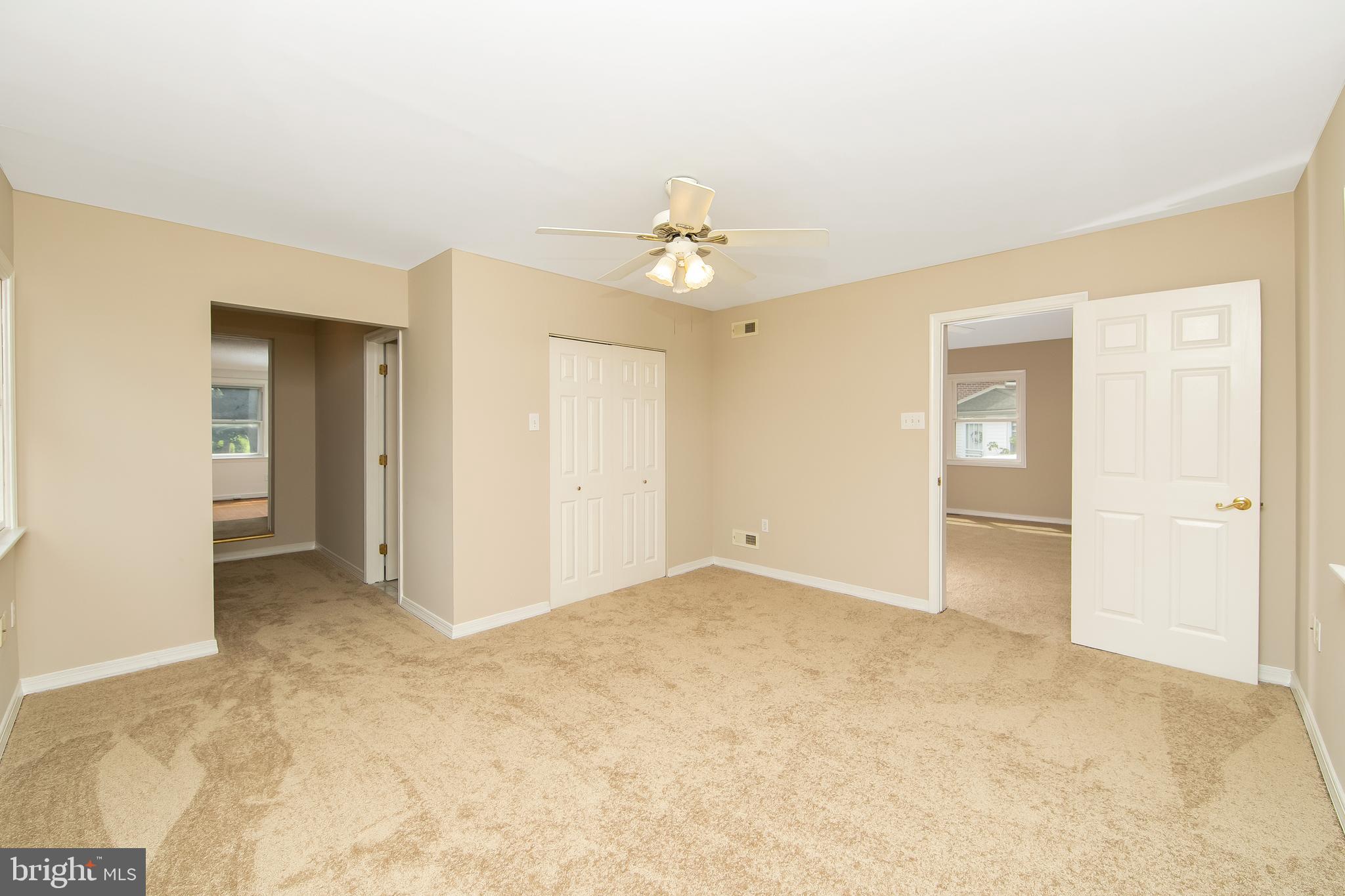 681 Dutton Circle Springfield, PA 19064 - Photo 21 of 45 a view of an empty room with chandelier fan
